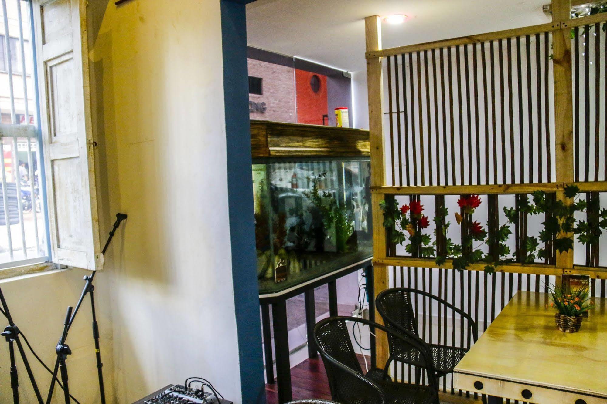 79 Hotel Medellin Bagian luar foto